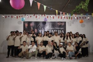 DEKLARASI. Team Muda nyatakan dukungannya untuk paslon Isran-Hadi. (Ist)