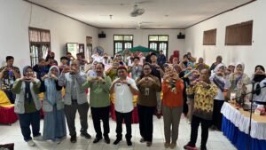 PARA Peserta mengikuti pelatihan pemandu wisata garapan Otorita IKN, yang diadakan di Desa Wonosari, Kecamatan Sepaku, PPU, Jumat (25/10/2024). (Humas Otorita IKN)
