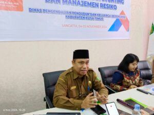 KEPALA DPPKB Kutim Achmad Junaidi menyampaikan arahan di sela Bimtek SPIP dalam rangka penurunan stunting, di Sangatta, beberapa waktu lalu. (ISTIMEWA)
