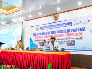 KEPALA Perwakilan BKKN Kaltim Sunarto memberikan pengarahan dalam agenda Seminar Diseminasi Hasil Verval KBS 2024 di Hotel Royal Victoria Sangatta, Kutim, beberapa waktu lalu. (ISTIMEWA)