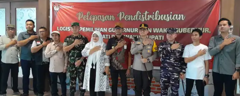 JAJARAN Forkopimda Kutim memantau distribusi logistic pilkada Kutim, Sabtu (23/11/2024). (PRO KUTIM)
