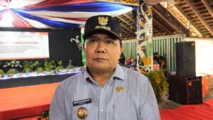 Ket foto: Bupati Mahulu, Bonifasius Belawan Geh. (Ist)