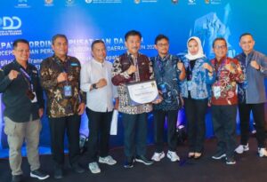 Kukar Raih Penghargaan Terbaik I Digitalisasi Keuangan Daerah Kalimantan 2024