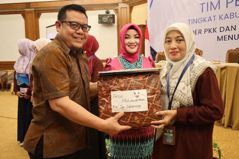 DPMD Kukar Pastikan Dukungan Penuh untuk Kesuksesan Program PKK di 20 Kecamatan