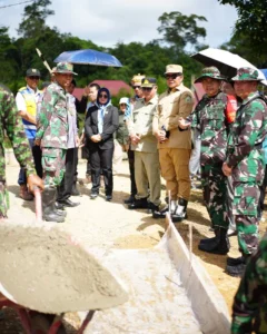 Ket foto: Kegiatan TMMD di Laham. (Ist)