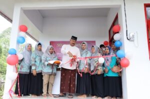 Cegah Stunting, Bupati Edi Resmikan Posyandu Bunga Rampai III di Loa Tebu