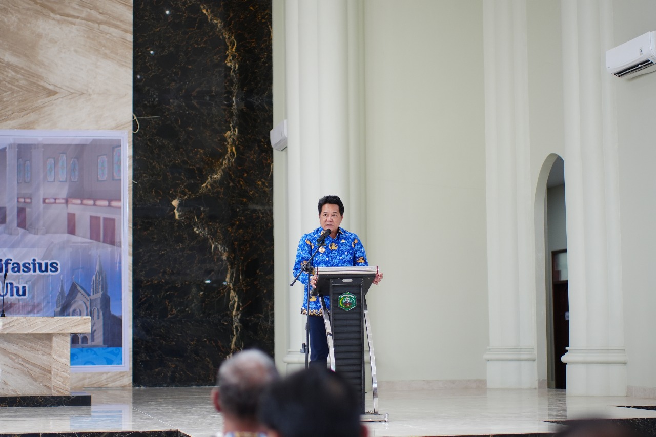 Ket foto: Bupati Mahulu, Bonifasius Belawan Geh menyampaikan sambutannya. (Ist)