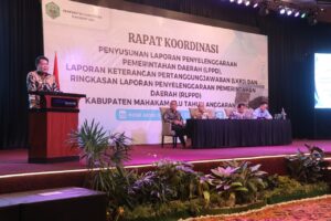 BONIFASIUS Belawan Geh mengharapkan OPD disiplin melaporkan kinerjanya. Pesan tersebut disampaikan di sela sambutan kegiatan Rakor Penyususnan LPPD dan LKPJ serta Ringkasan LPPD di Samarinda, beberapa waktu lalu.