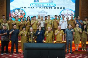 WABUP Mahulu Yohanes Avun membuka secara resmi Musrenbang RKPD di ballroom Kantor Bupati Mahulu.