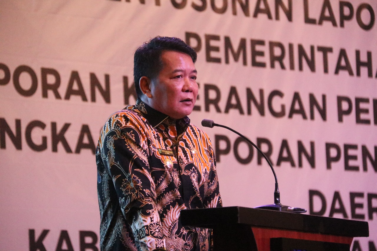 BUPATI Mahulu Bonifasius Belawan Geh menyampaikan sambutan dalam kegiatan Rakor LPPD dan LKPJ TA 2024, beberapa waktu lalu.