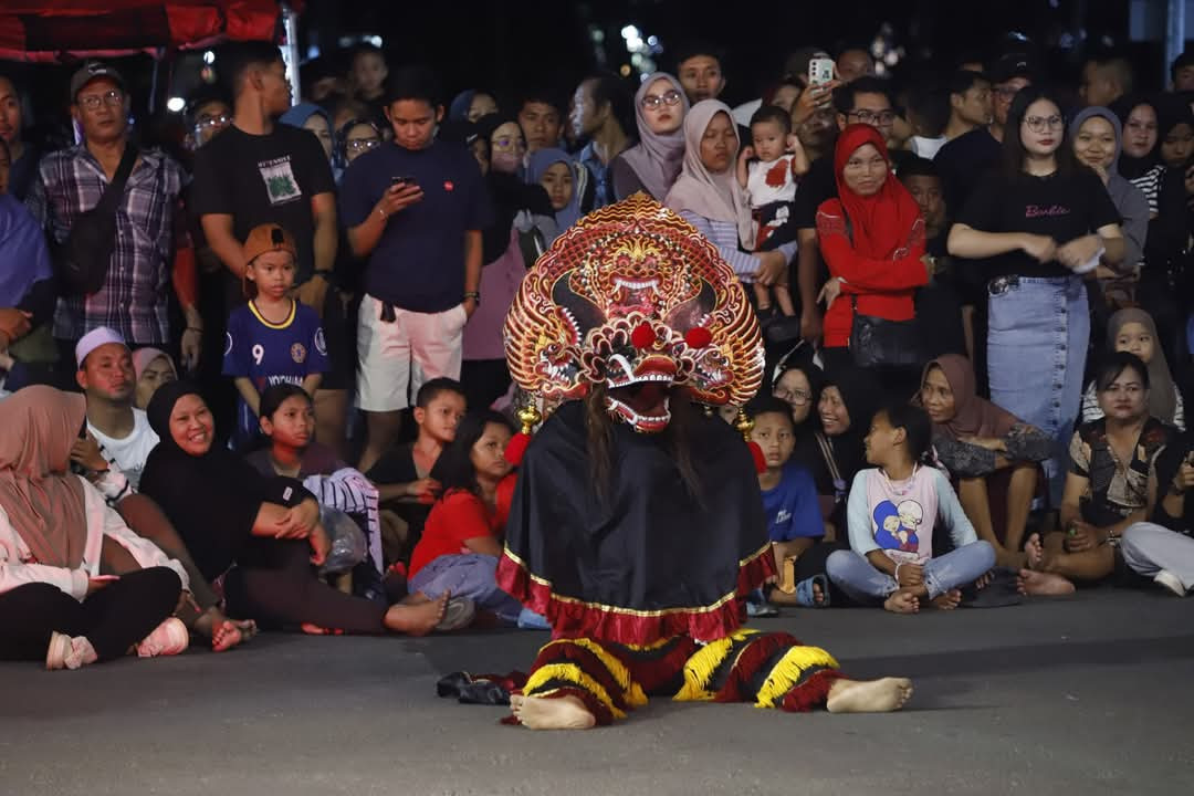 Simpang Odah Etam Hidupkan Malam Tenggarong, Budaya Menyatu dengan Warga