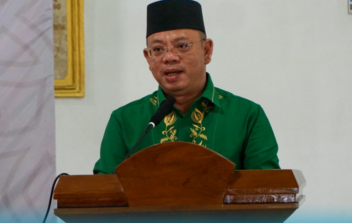 SEKDA Mahulu Stephanus Madang memberikan motivasi dalam kegiatan Pelatihan Tilawatil Quran, Kamis (1/5/2025).