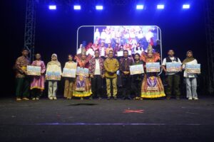 BUPATI Kutim Ardiansyah Sulaiman ketika menutup festival Magicland Kutim 2025.