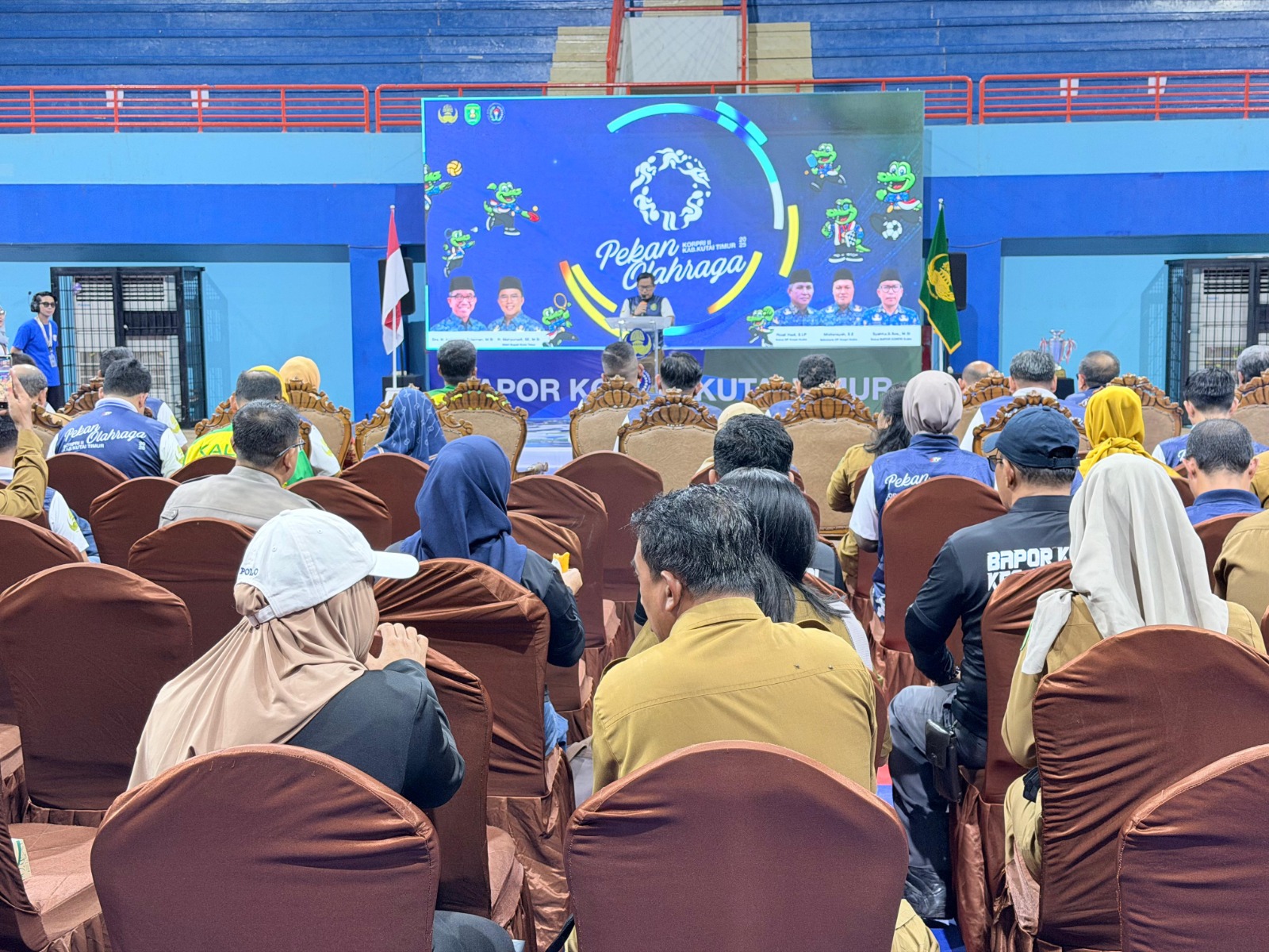 SUASANA kegiatan Porkopri II di Kabupaten Kutai Timur yang digelar di GOR Kudungga Senin (24/11/2025).