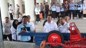 Kegiatan pembinaan jasa konstruksi bergerak yang digagas Pemkab Kutim. (IST)