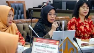 Kabid Peningkatan Kualitas Hidup Perempuan DPPPA Kutim Dina Frihandini. (IST)