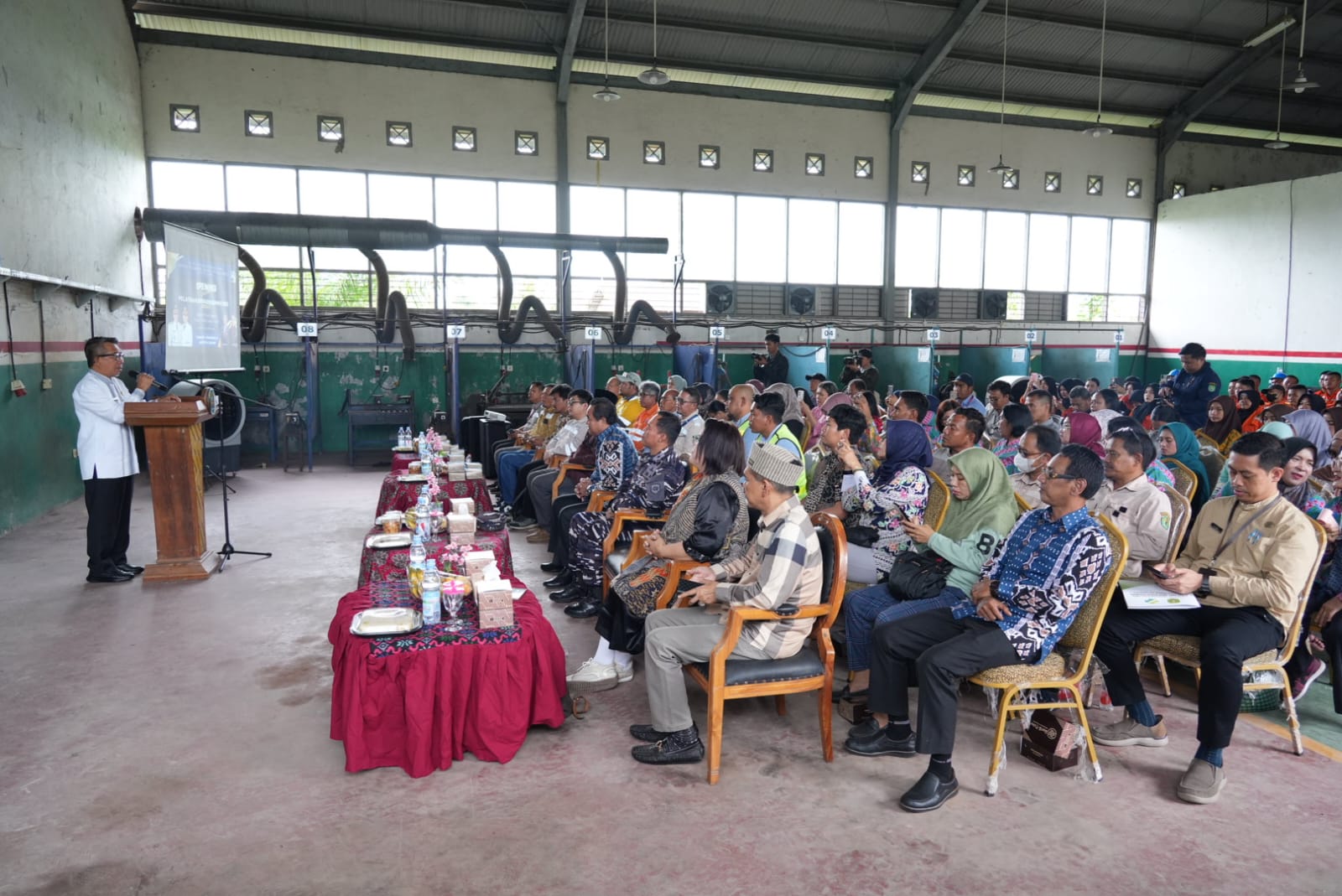 BUPATI Kutim Ardiansyah Sulaiman hadir dalam pelatihn di BLK Industri Mandiri Kutim.
